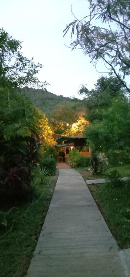 Bamboo Hut Bangalow Ко Моок Екстериор снимка