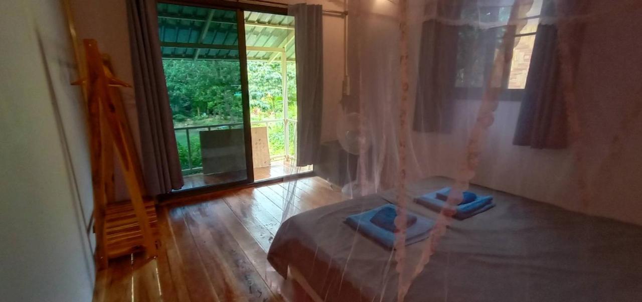 Bamboo Hut Bangalow Ко Моок Екстериор снимка
